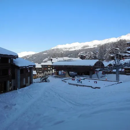 Apartamento Cosy 4 Pers Avec Vue Pistes, Centre Station, Acces Direct Ski, Tarentaise - Fr-1-353-77